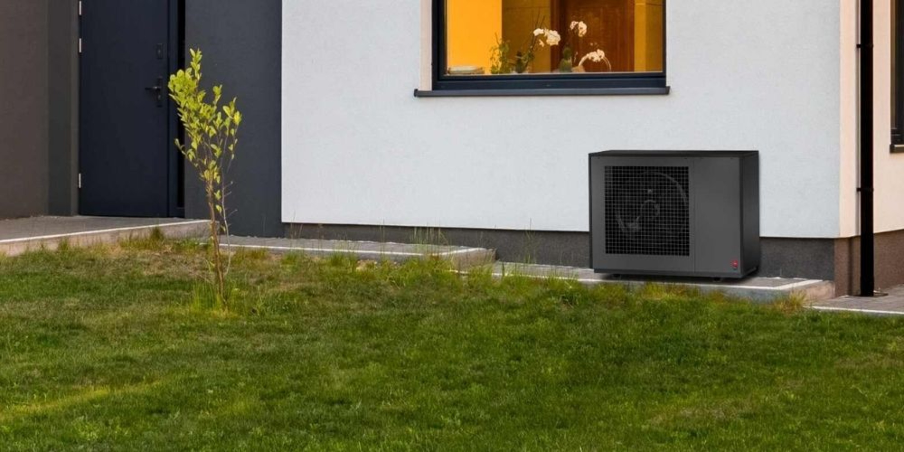 Schutz für die Wärmepumpe bei Kreuz GmbH in Meiningen-Dreissigacker