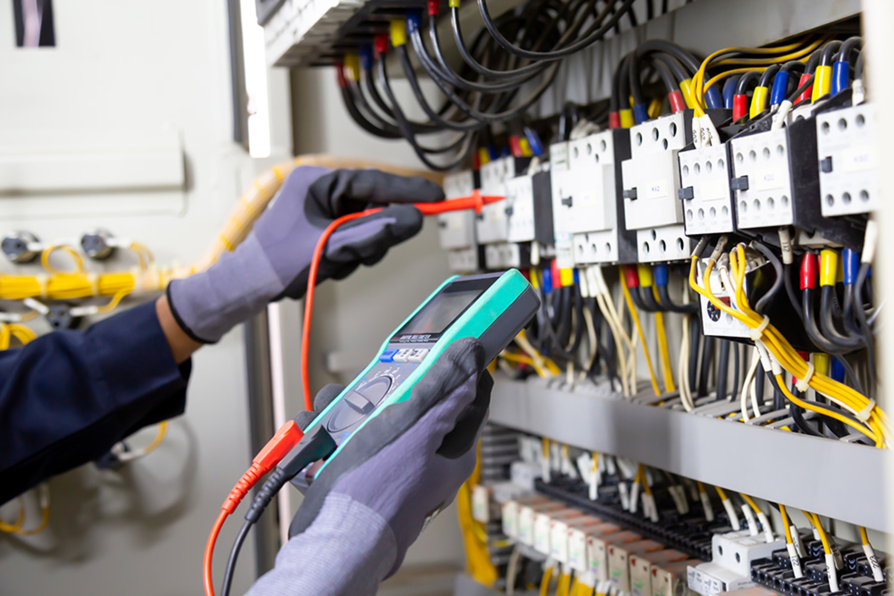 E-Prüfung bei Kreuz GmbH in Meiningen-Dreissigacker