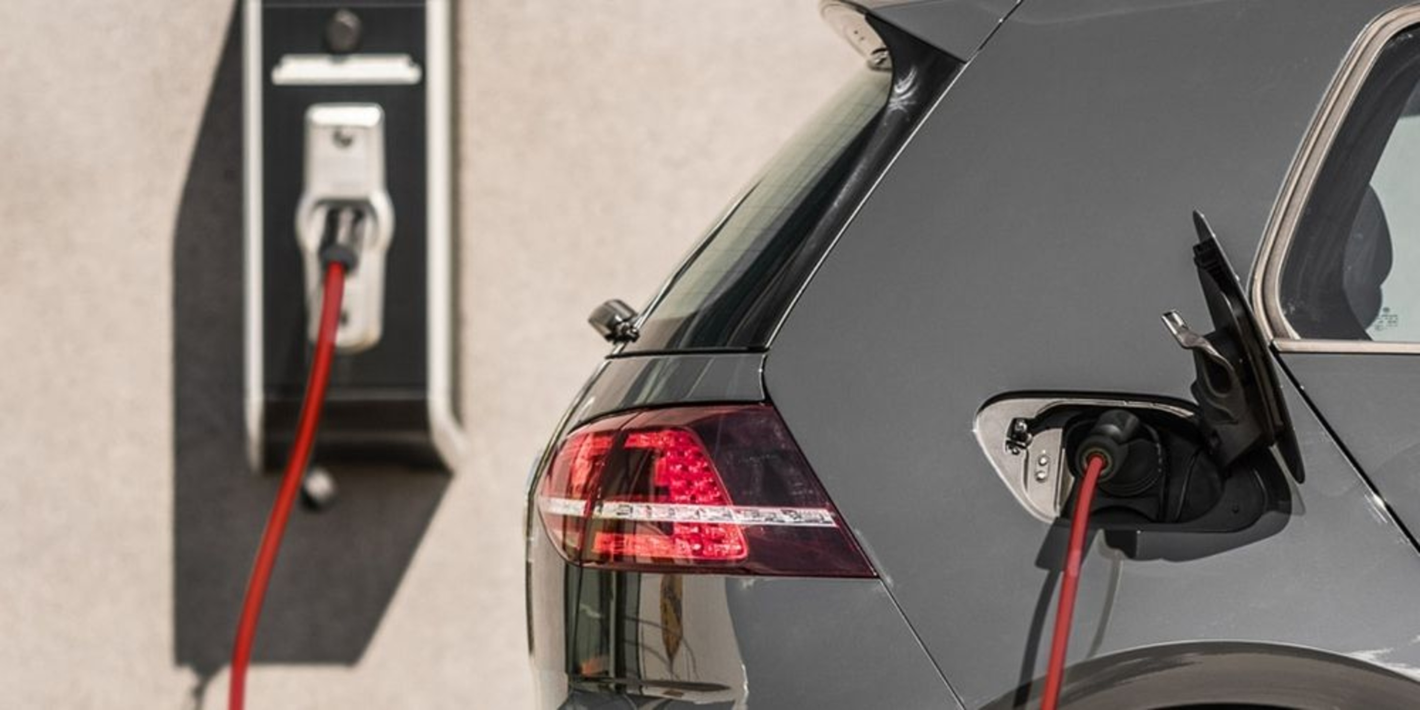 Schutz für E-Mobility bei Kreuz GmbH in Meiningen-Dreissigacker