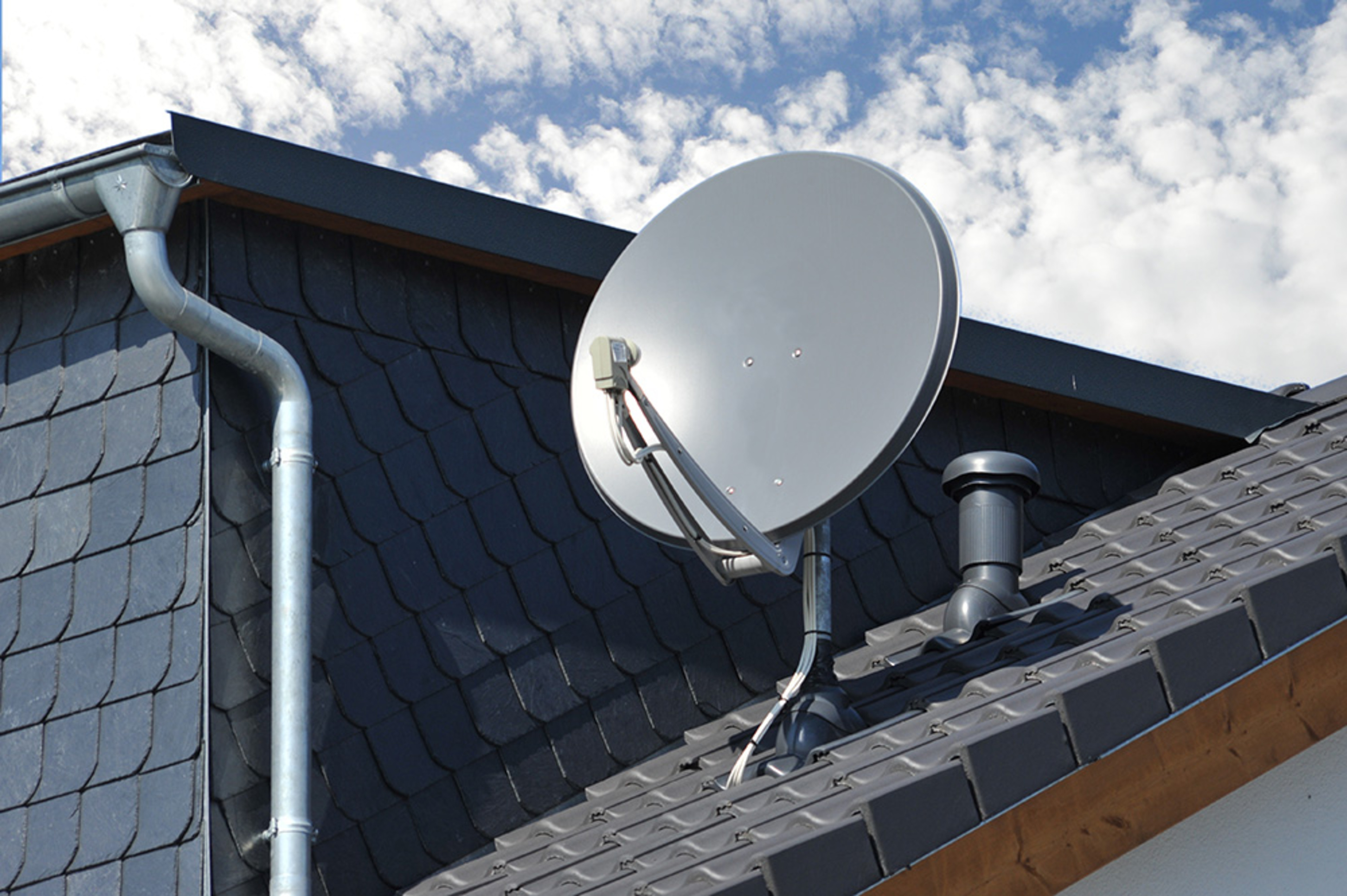 TV-Empfang bei Kreuz GmbH in Meiningen-Dreissigacker