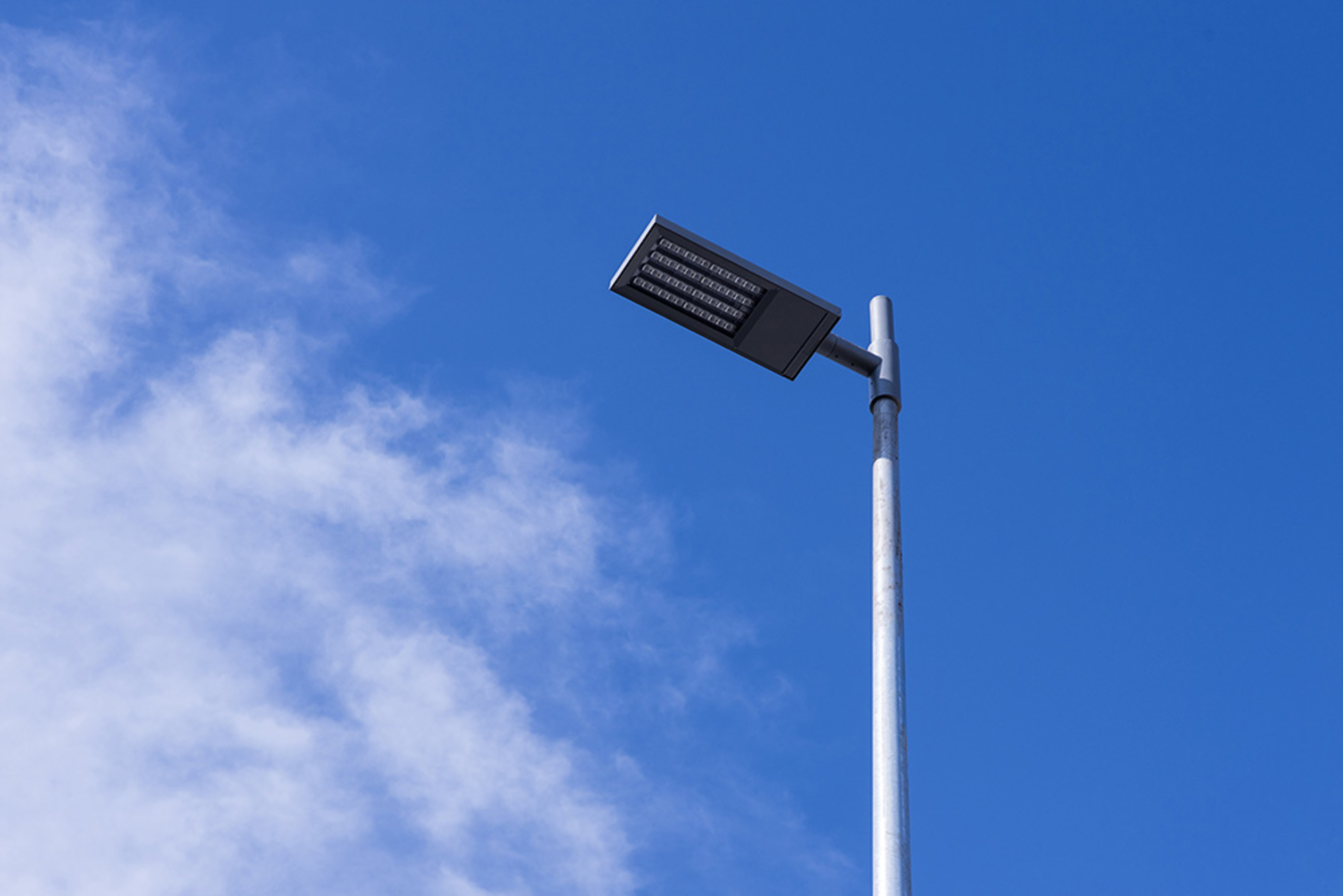 LED-Straßen&shy;beleuchtung bei Kreuz GmbH in Meiningen-Dreissigacker