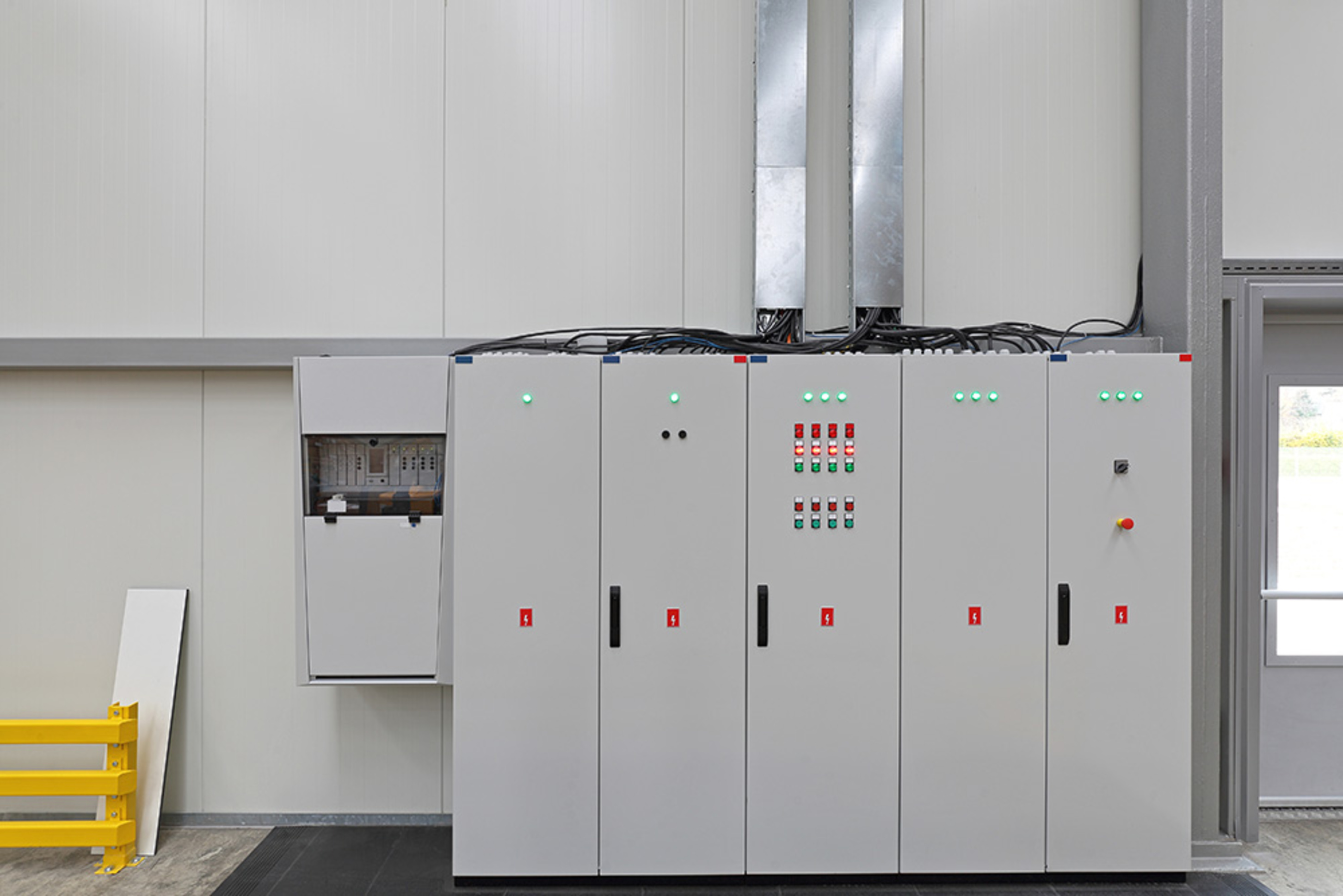 Mess- & Wandler&shy;anlagen bei Kreuz GmbH in Meiningen-Dreissigacker